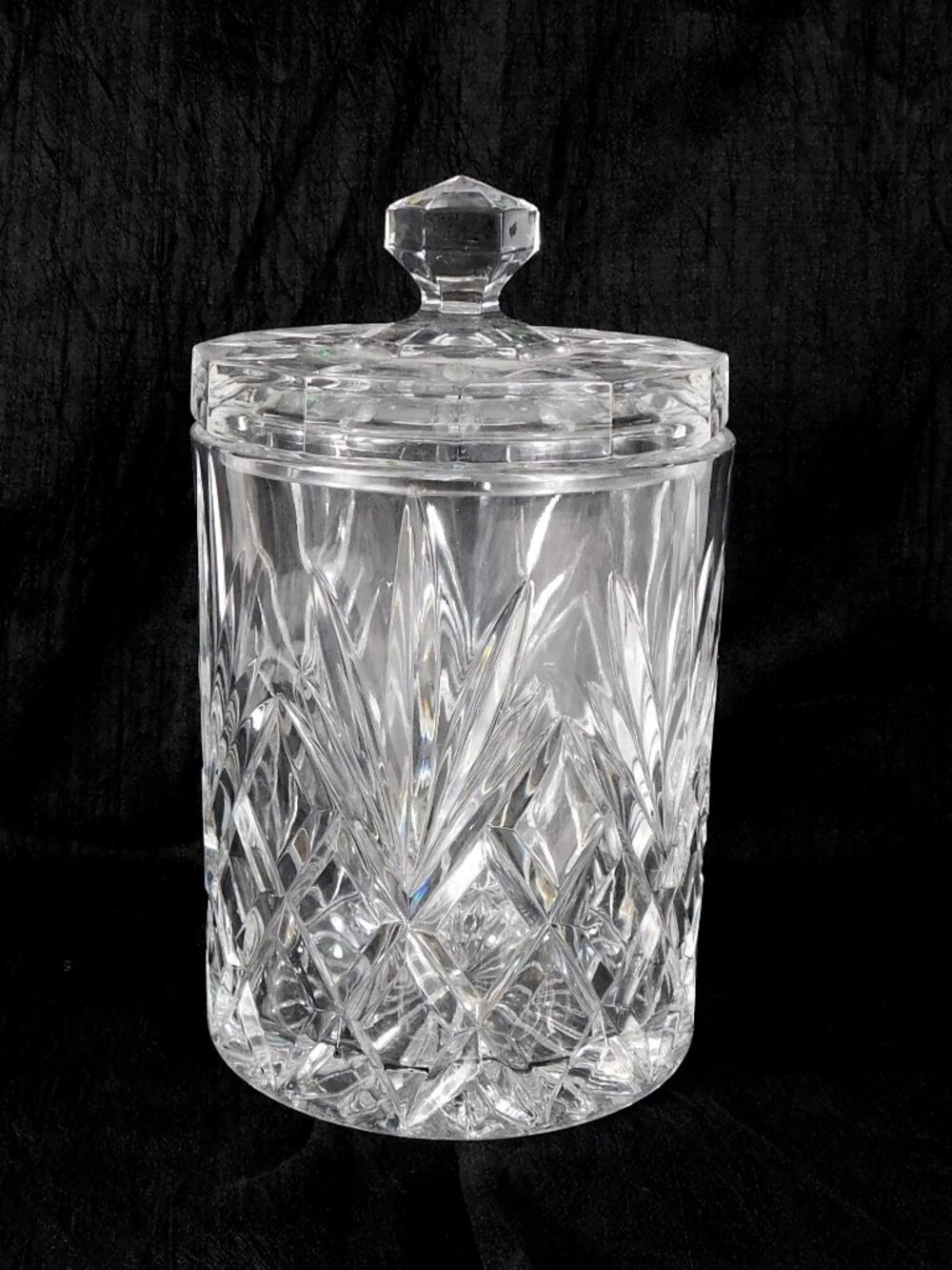 Diamond Cut Crystal Biscuit Jar with Lid # 27406